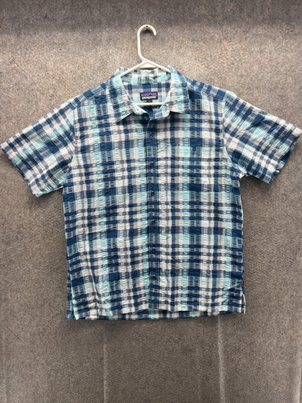 Patagonia Shirt Men Large Blue Plaid Short Sleeve Button Up Lightweight Casual